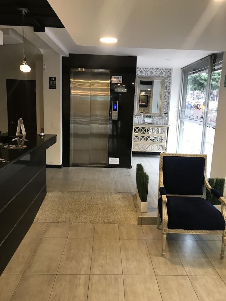 Hotel Express 53 Bogotá Zewnętrze zdjęcie