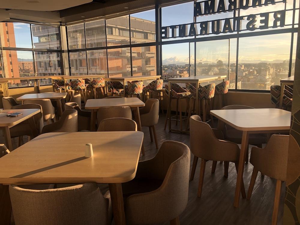 Hotel Express 53 Bogotá Zewnętrze zdjęcie