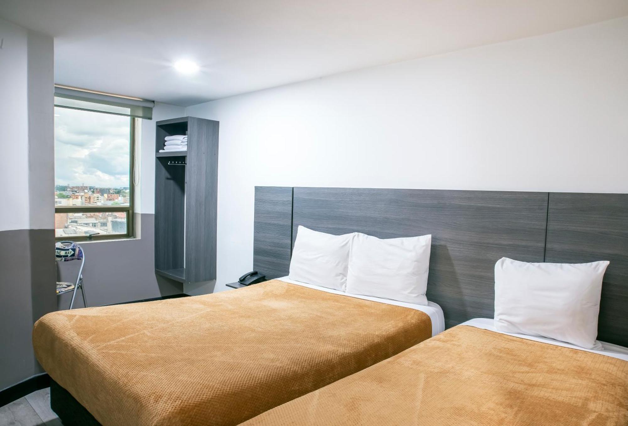 Hotel Express 53 Bogotá Zewnętrze zdjęcie