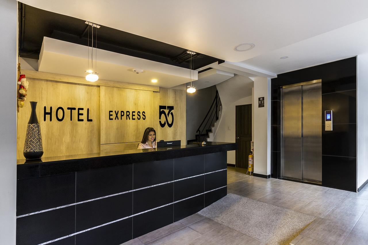 Hotel Express 53 Bogotá Zewnętrze zdjęcie